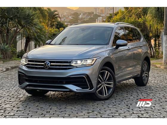 VOLKSWAGEN TIGUAN 2.0 300 TSI GASOLINA ALLSPACE R-LINE AUTOMÁTICO VOLKSWAGEN TIGUAN 2.0 300 TSI GASOLINA ALLSPACE R-LINE AUTOMÁTICO